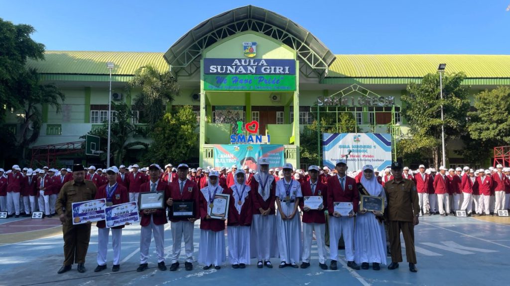 Atlet SMA Negeri 1 Gresik Sukses Raih Kemenangan di Lomba Lari dan Lompat Jauh 12 AGUSTUS 2024