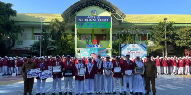 Atlet SMA Negeri 1 Gresik Sukses Raih Kemenangan di Lomba Lari dan Lompat Jauh 12 AGUSTUS 2024