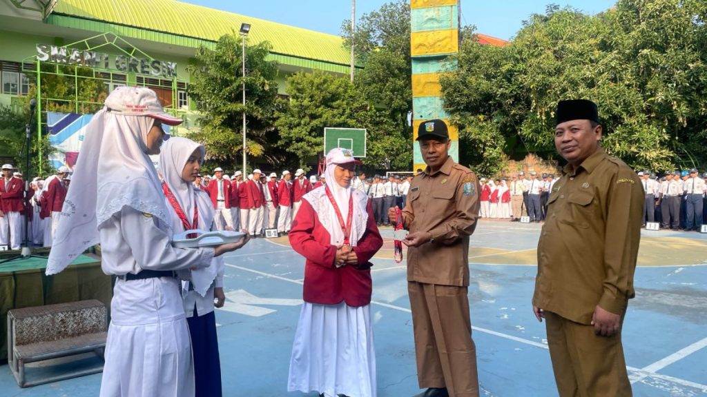 Atlet Taekwondo di Kejuaraan Piala Wali Kota Surabaya 21 JULI 2024