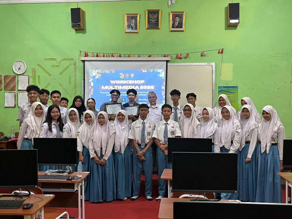 WORKSHOP MULTIMEDIA 2025 UNTUK MELATIH DAN MENGEMBANGKAN MINAT DAN BAKAT PESERTA DIDIK DALAM BIDANG MULTIMEDIA