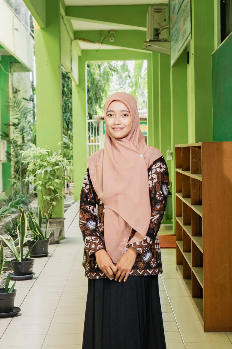 NUR FITRIYAH, S.Si. - STAFF