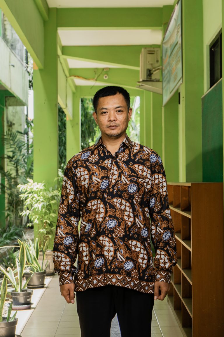 ACHMAD ISWANTO - STAFF