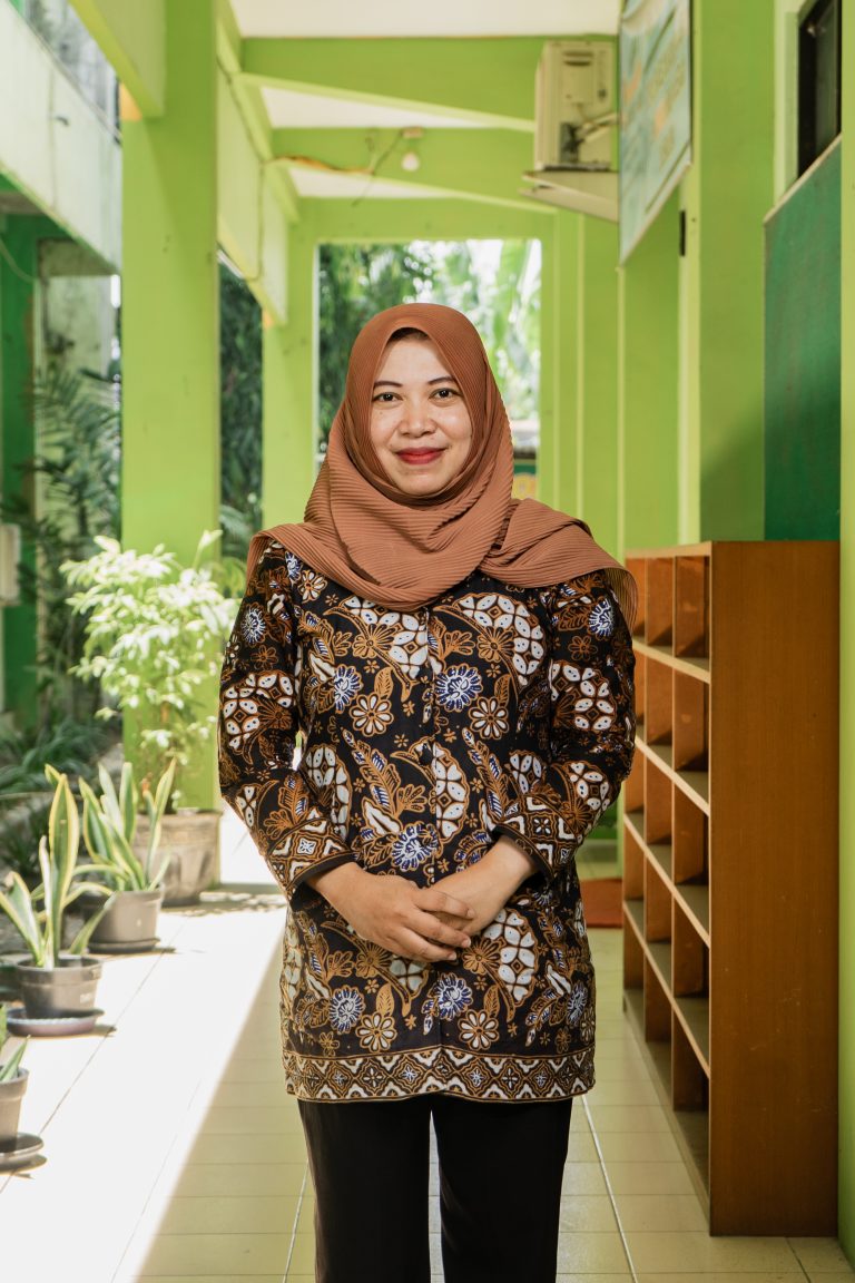 IIN ZULIYATI F, S.Kep, Ners. - STAFF